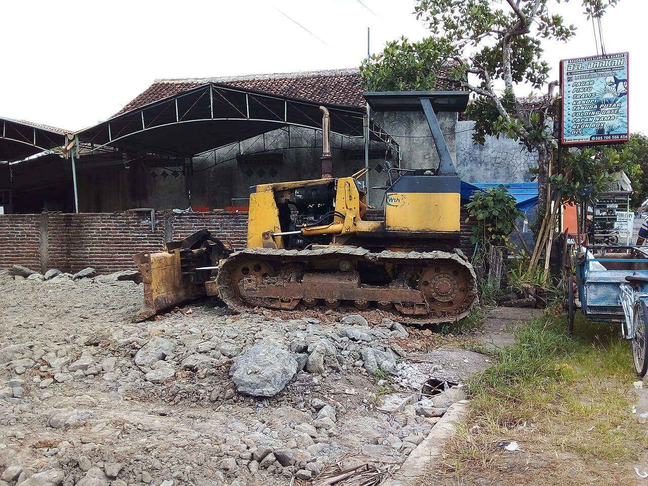 Ripper Bulldozer: Kapan Dipakai dan Cara Memakainya agar Tidak Merusak Unit